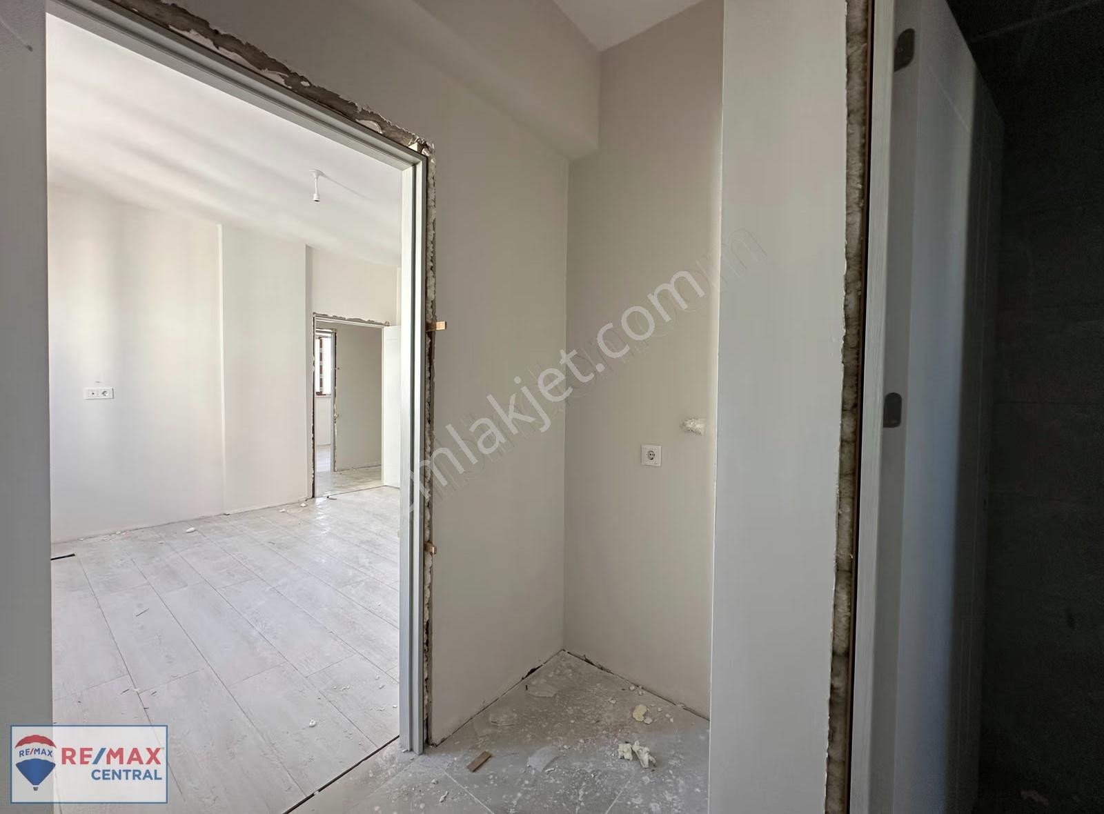Re/max Central'dan A.t.gazi Mah.'de 4+1 Arakat Lüks Daire - Görsel 11
