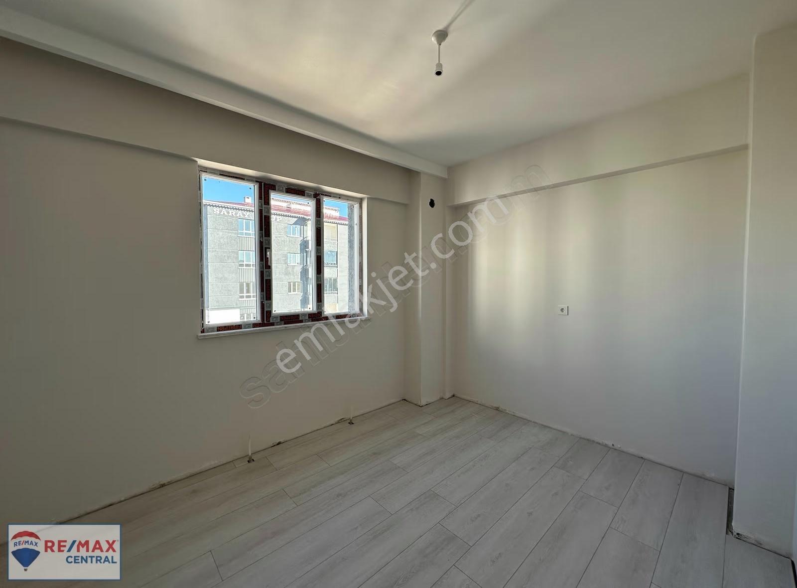 Re/max Central'dan A.t.gazi Mah.'de 4+1 Arakat Lüks Daire - Görsel 19