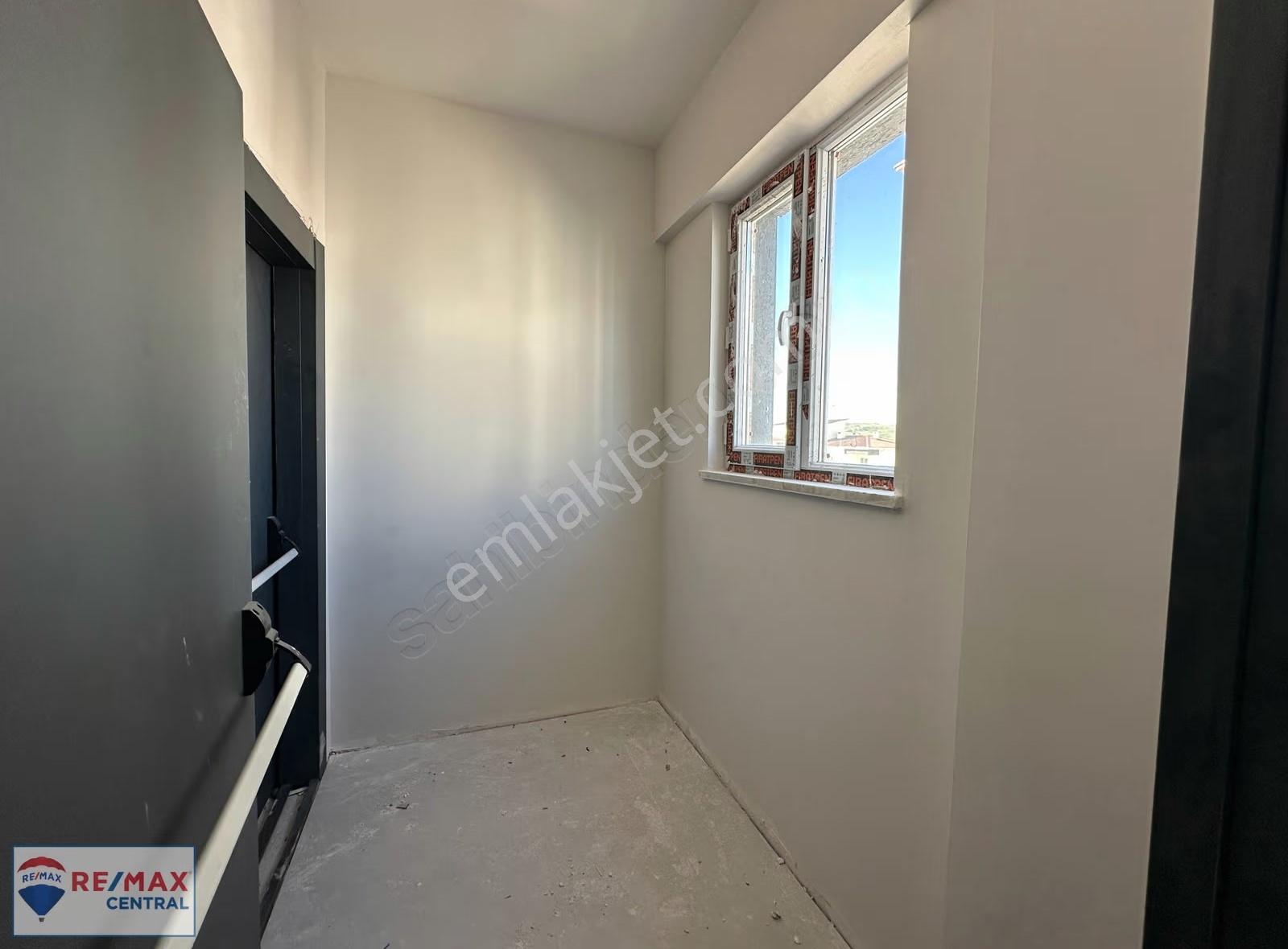 Re/max Central'dan A.t.gazi Mah.'de 4+1 Arakat Lüks Daire - Görsel 12