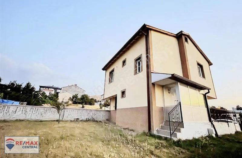 Remax Centralden Karşıyakada Müstakil 3+1 - Görsel 7
