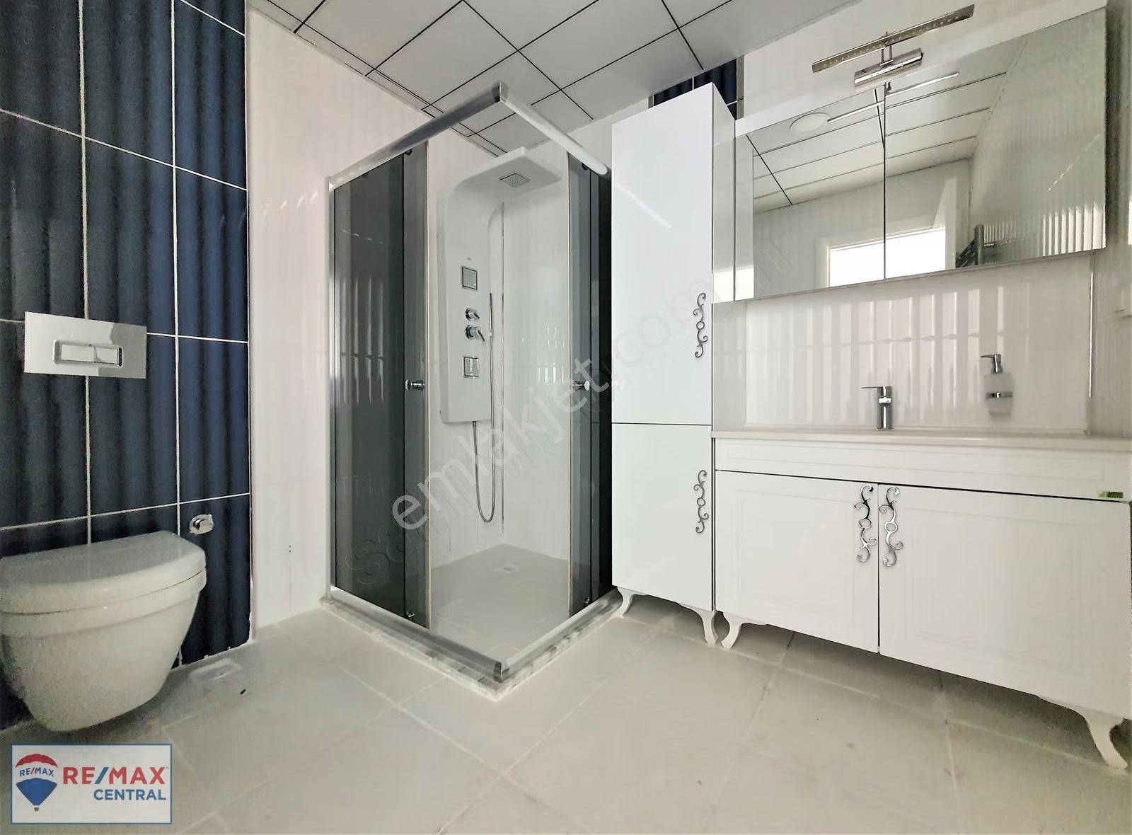 Re/max Central'dan Site İçerisinde 4.5+1 Ultra Lüks Kiralık - Görsel 25
