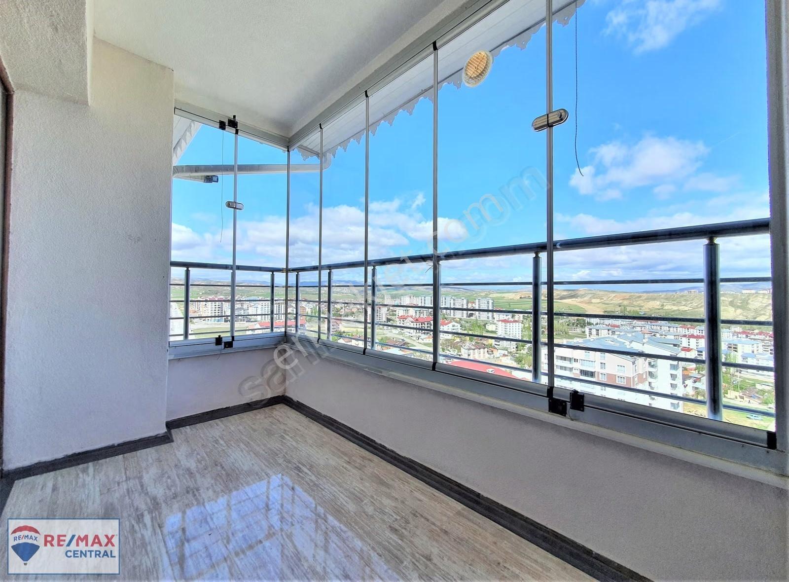 Re/max Central'dan Site İçerisinde 4.5+1 Ultra Lüks Kiralık - Görsel 34