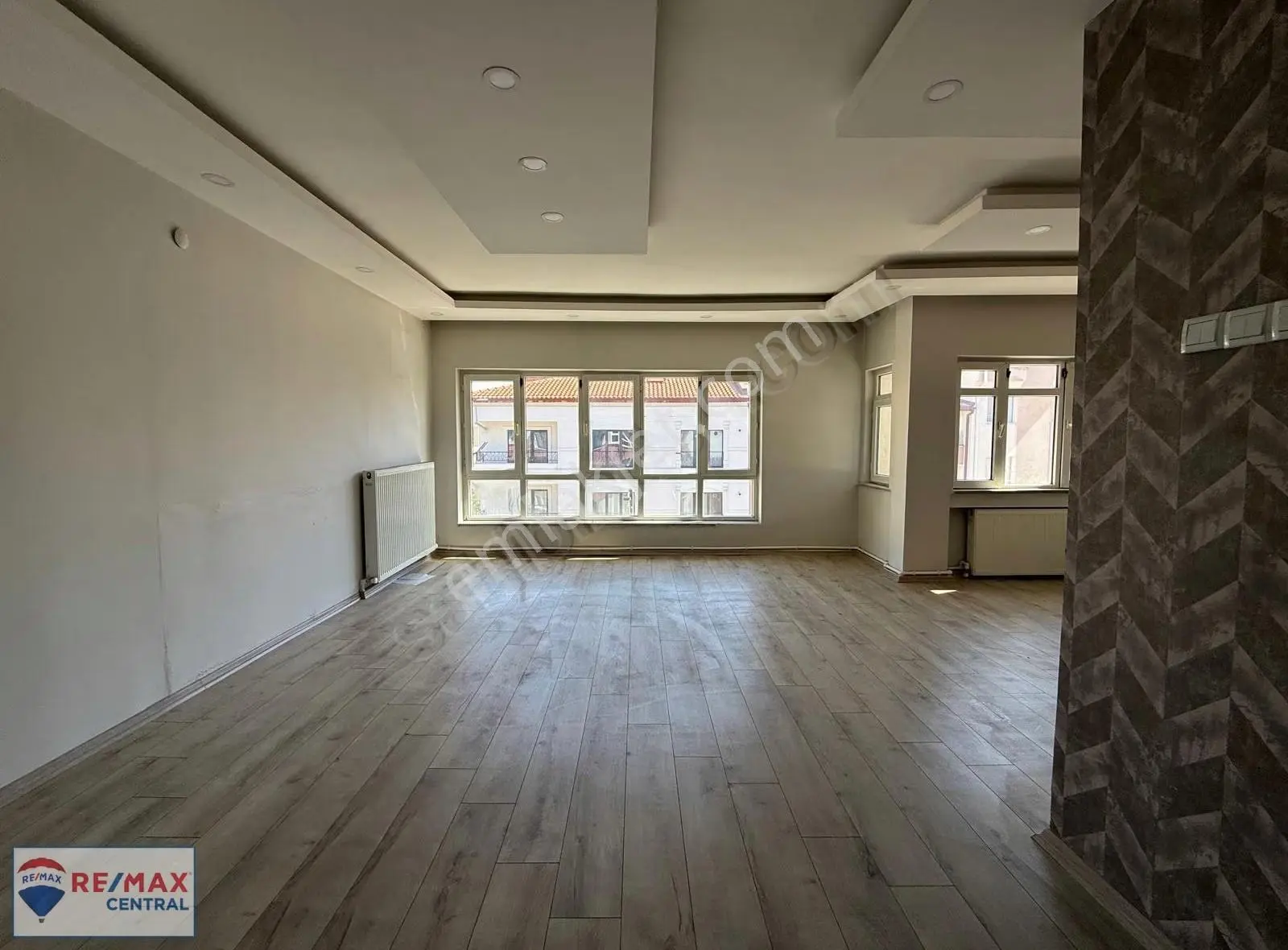 Re/max Central'dan İstasyon Caddesin'de 3+1 Kiralık Daire - Görsel 5