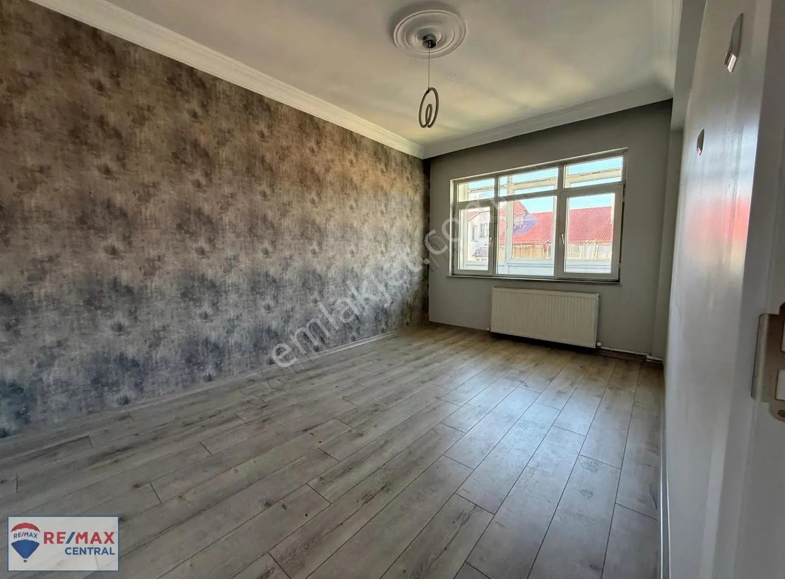Re/max Central'dan İstasyon Caddesin'de 3+1 Kiralık Daire - Görsel 15