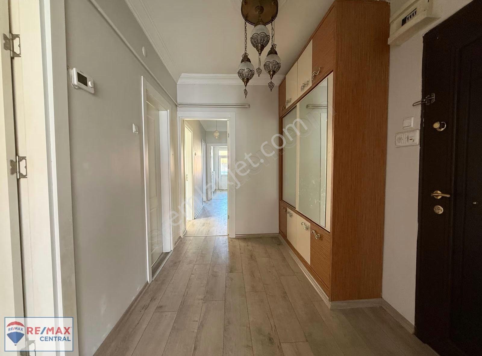 Re/max Central'dan İstasyon Caddesin'de 3+1 Kiralık Daire - Görsel 12