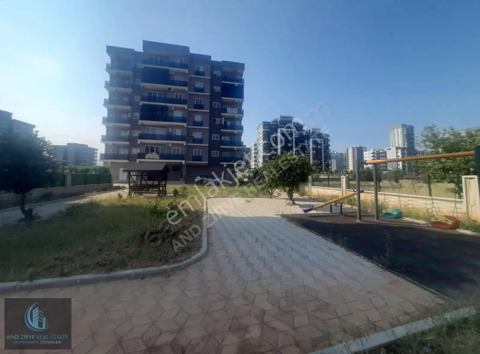 Az Katlı Çok Tatlı Konsept 2+1 Daire
