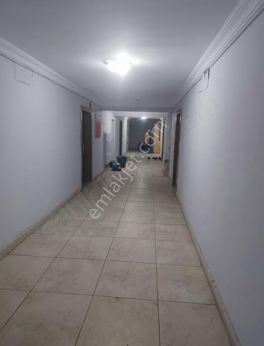 Pusula Emlak'tan Köşe Başı Ön Cephe Arakat Eşyalı 2+1 Stüdyo - Görsel 16