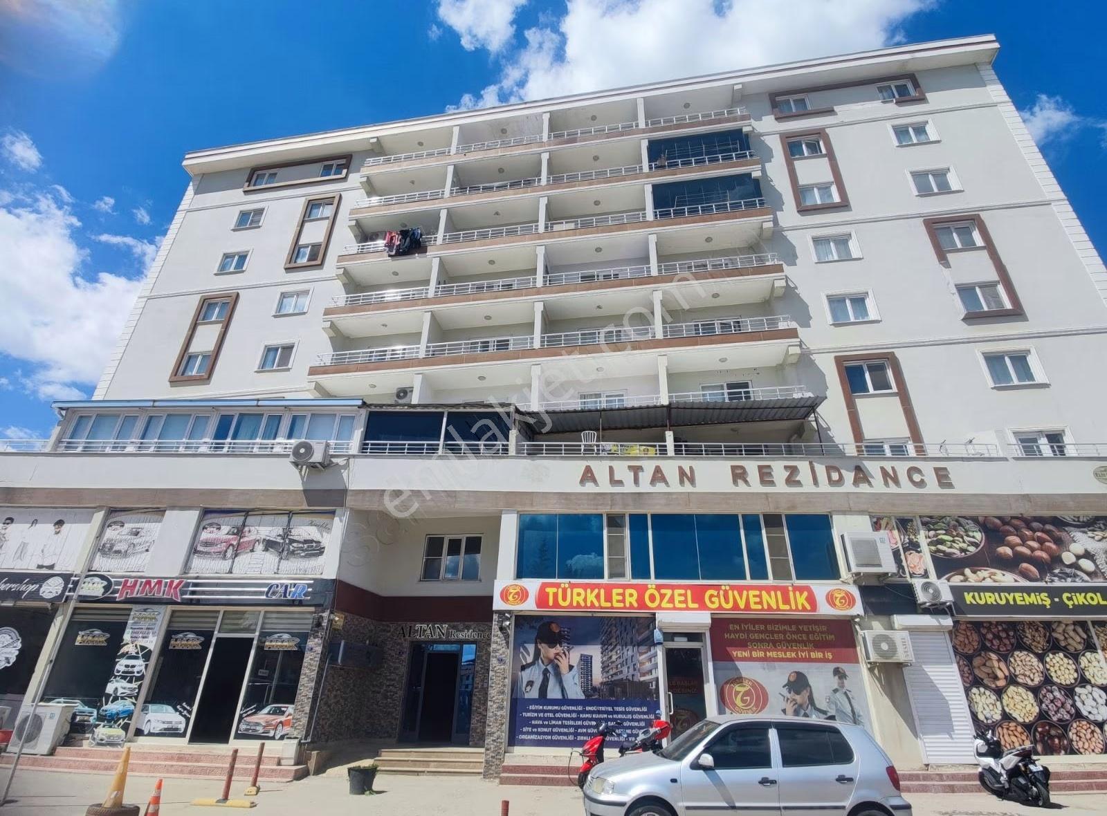 Pusula Emlak'tan Köşe Başı Ön Cephe Arakat Eşyalı 2+1 Stüdyo - Görsel 4