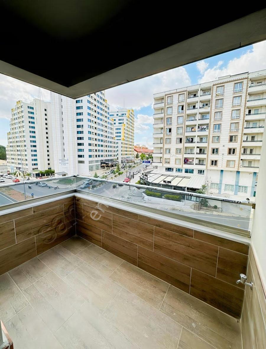 Alpaydın İnşaat Ve Emlakdan Sıfır Lüx 2+1 Kiralık Stüdyo Daire - Görsel 15
