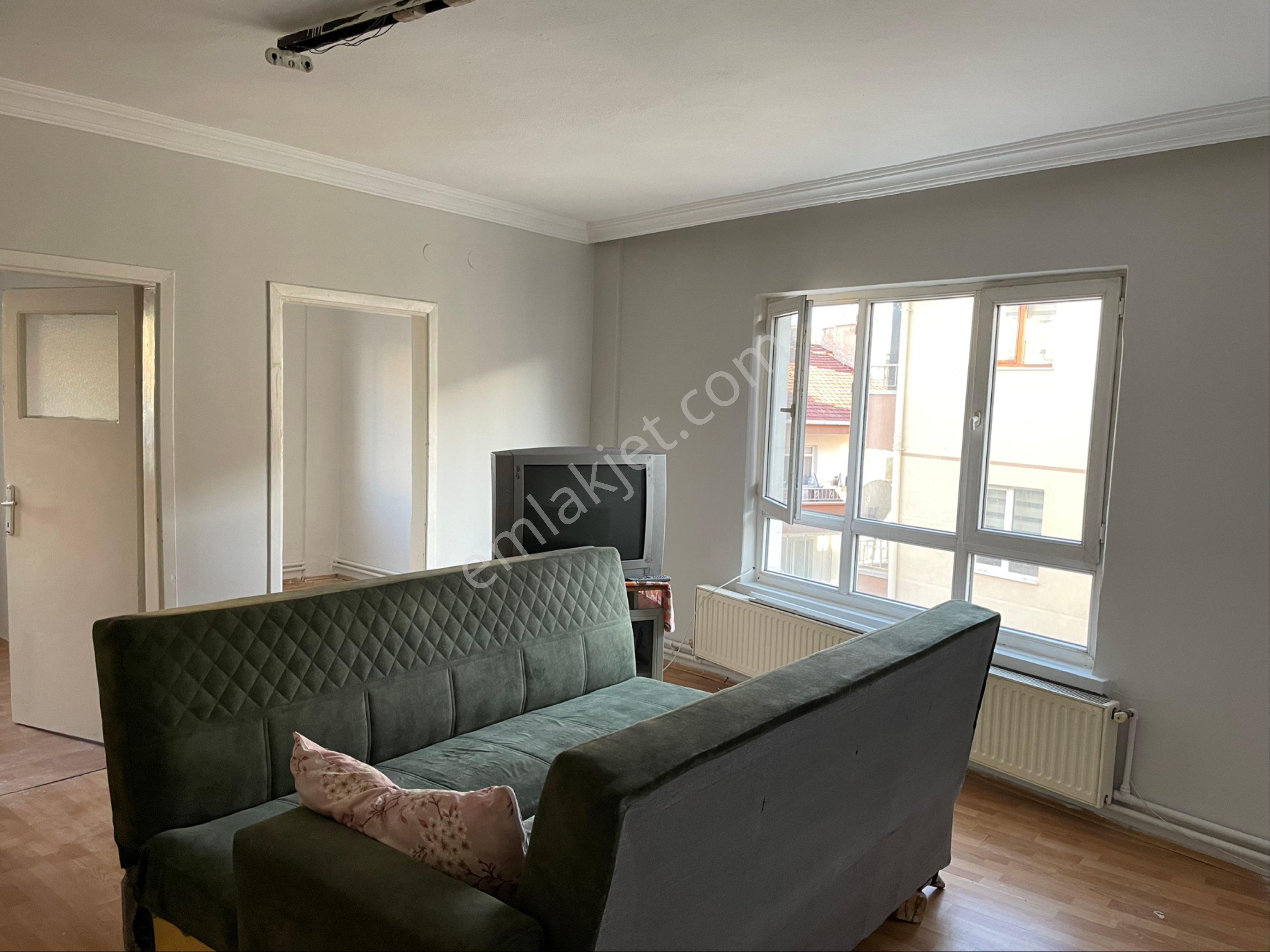 Sahibinden 2+1 Kiralık Daire 343.sokak 2.katda Caddeye Yakın - Görsel 8