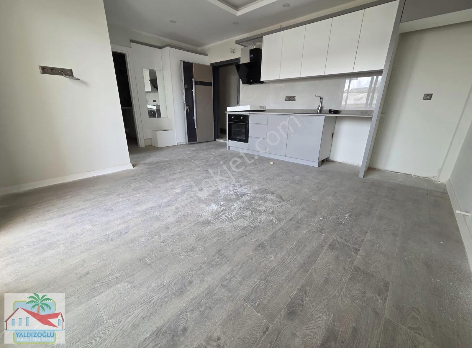 Havuzlu Lüks Sitede Kiralık 65 M2 1+1 Daire