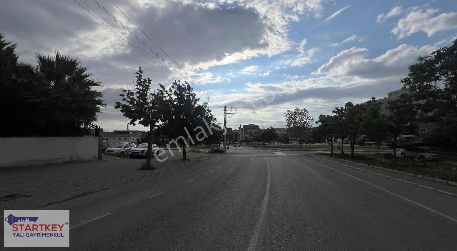 Çiğli Uğur Mumcu Cadde Yakını Arakat Satılık Eşyalı Boş Daire - Görsel 33