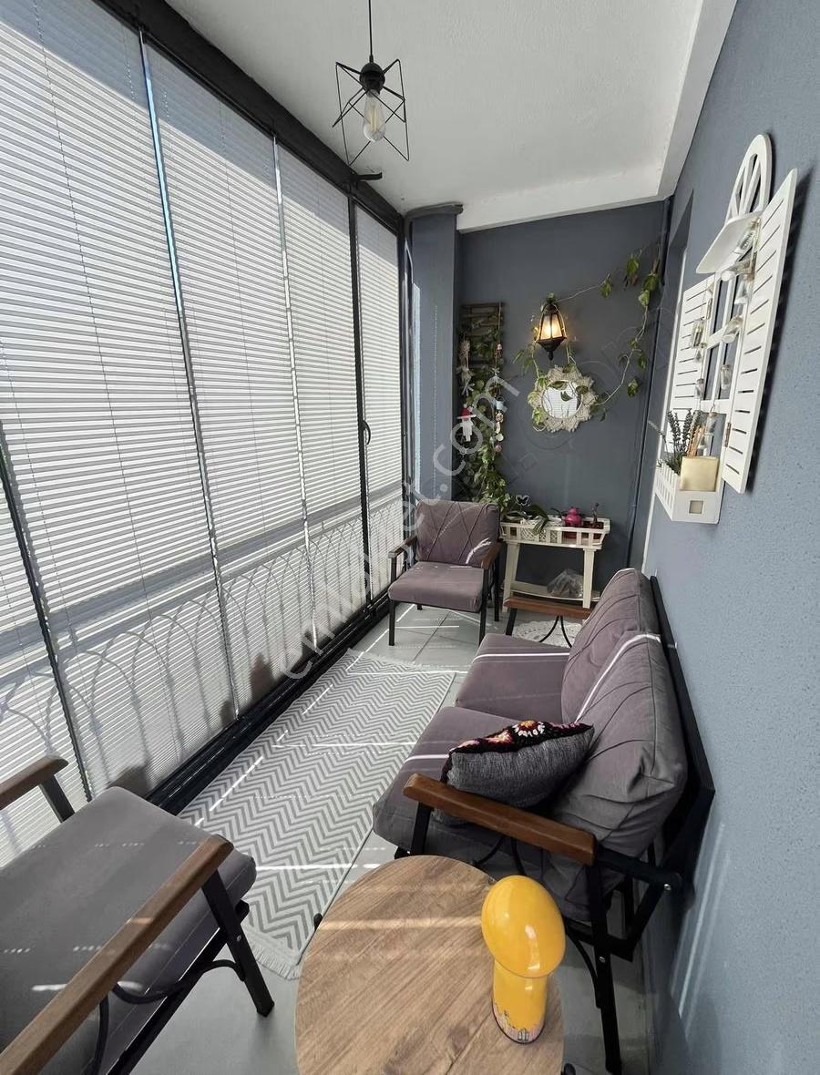 Serik Merkez'de Havuzlu Sitede 3+1 Doğalgazlı Satılık Daire
