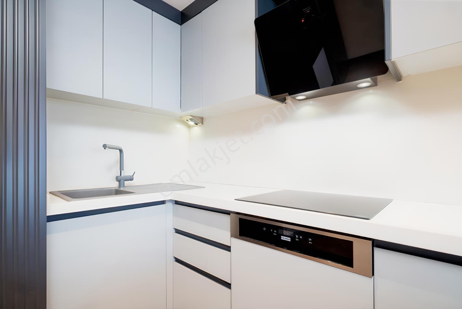 Remax Advantage'den 22 Nisan Güzel Residence 1+1 Eşyalı Daire - Görsel 9