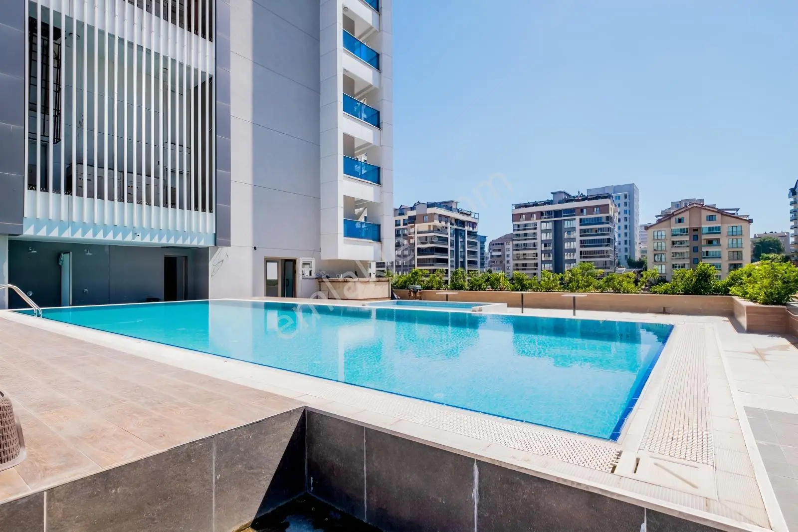 Remax Advantage'den 22 Nisan Güzel Residence 1+1 Eşyalı Daire - Görsel 24