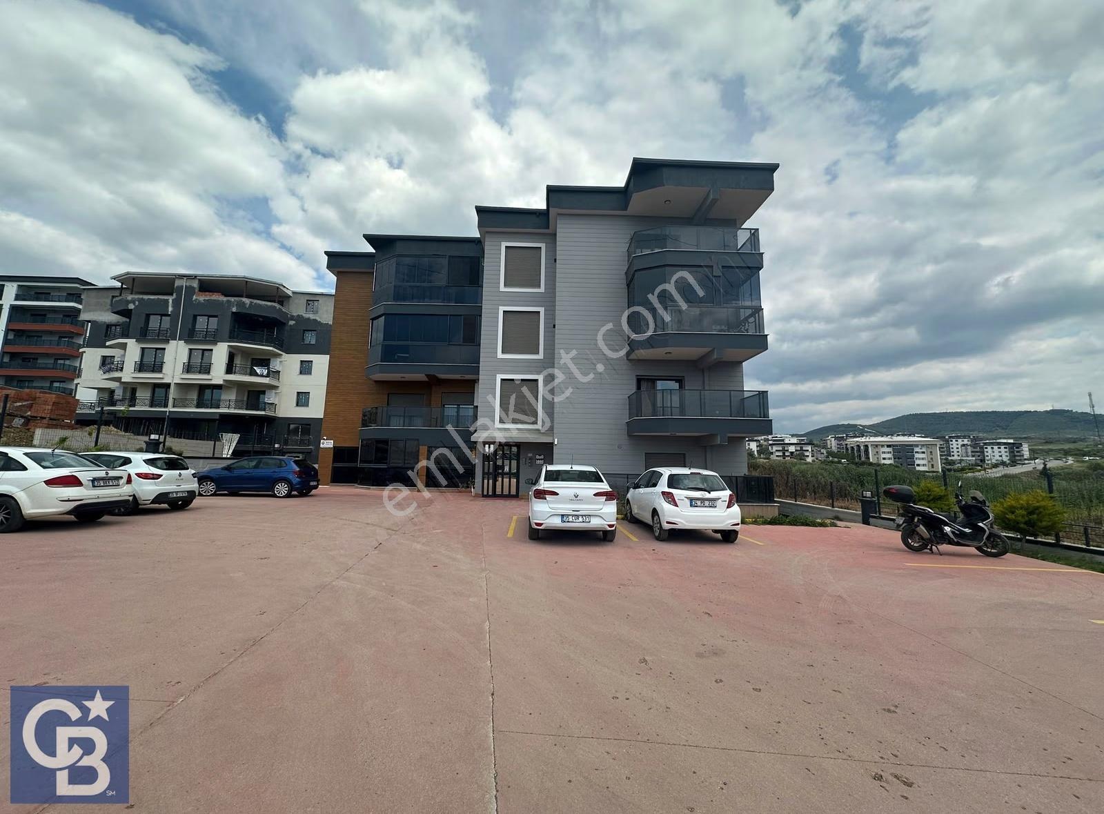 Aliağa Yenimahalle'de Satılık 2+1 Daire