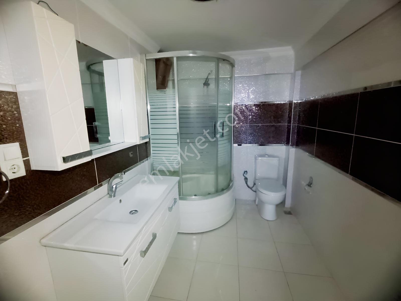 Remax Hür Alı Kutanıs'ten Adapazarı Merkezde Kıralık 2+1 Daıre - Görsel 14
