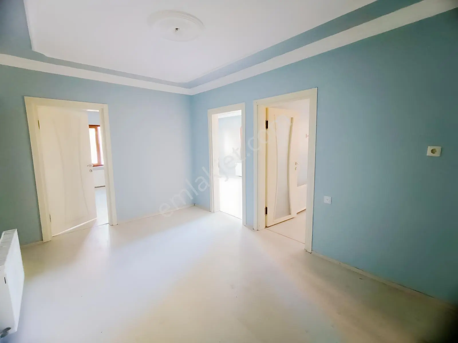 Remax Hür Alı Kutanıs'ten Adapazarı Merkezde Kıralık 2+1 Daıre - Görsel 2