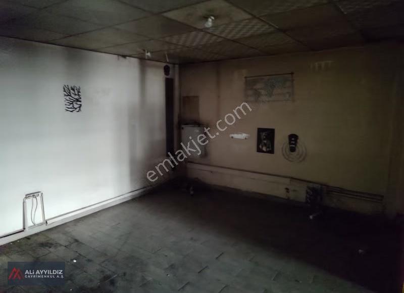 Ostim'de 5 Tonluk Gezen Vinçli Kiralık Dükkan - Görsel 8