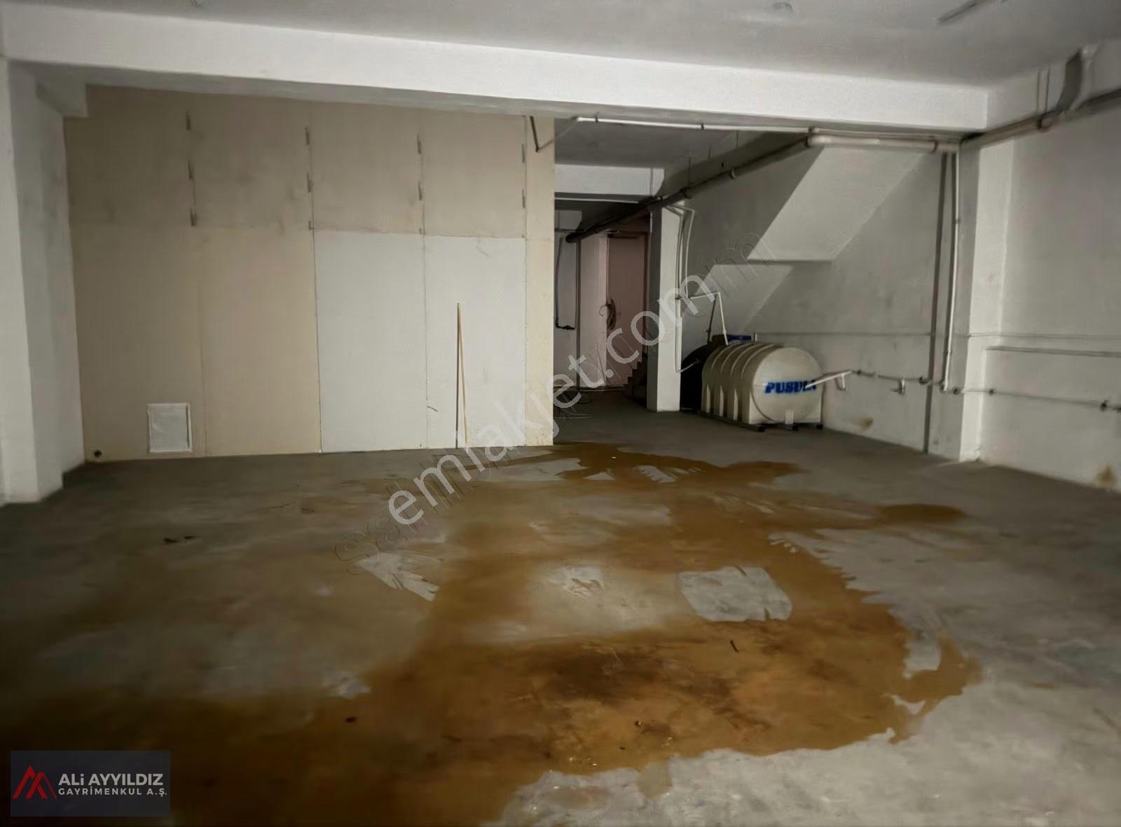 Uzayçağı Caddesi Üzerinde 1000 M2 Kiralık Dükan - Görsel 14
