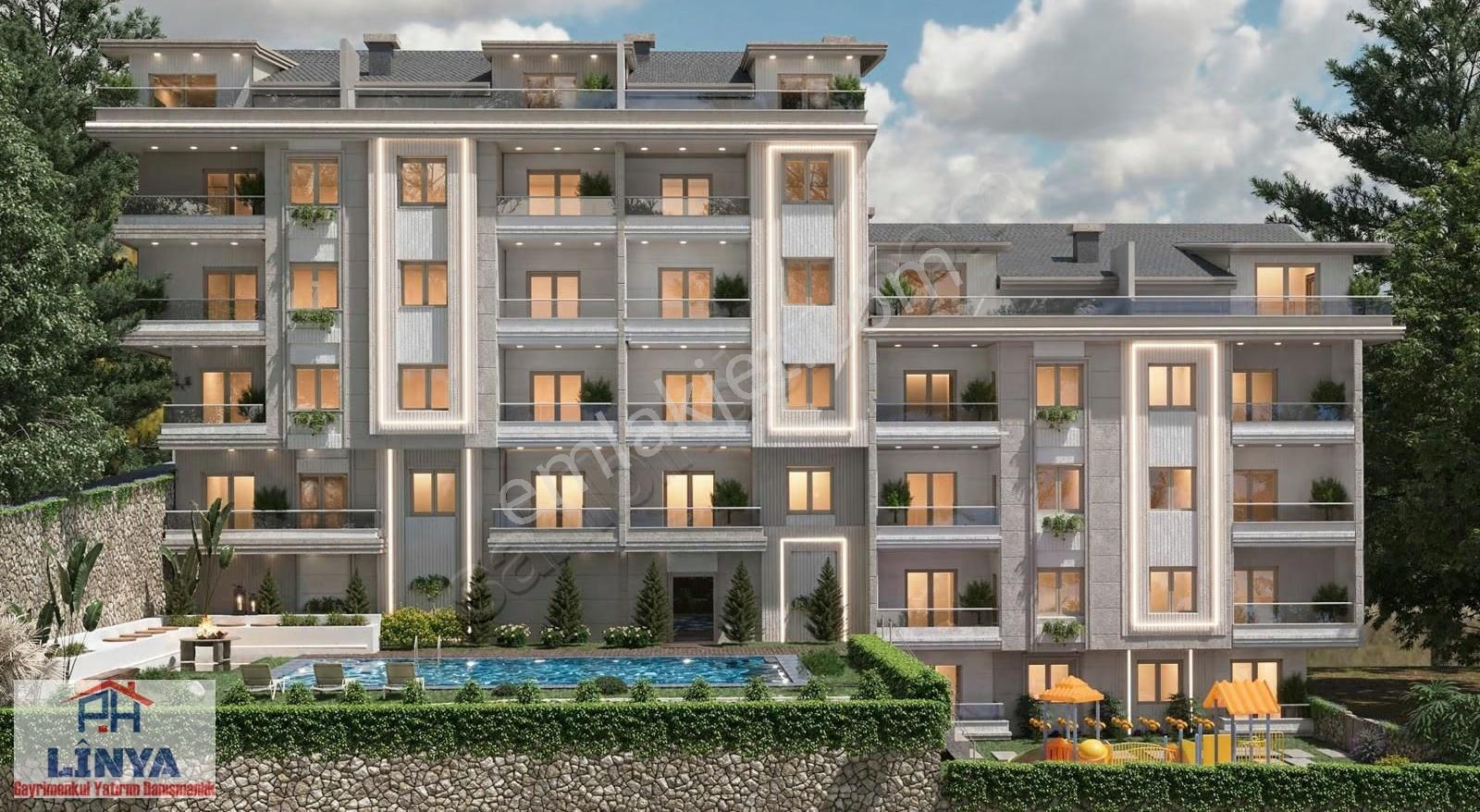 Başiskele Yeşilyurt'ta Deniz Manzaralı Havuzlu Sitede 2+1