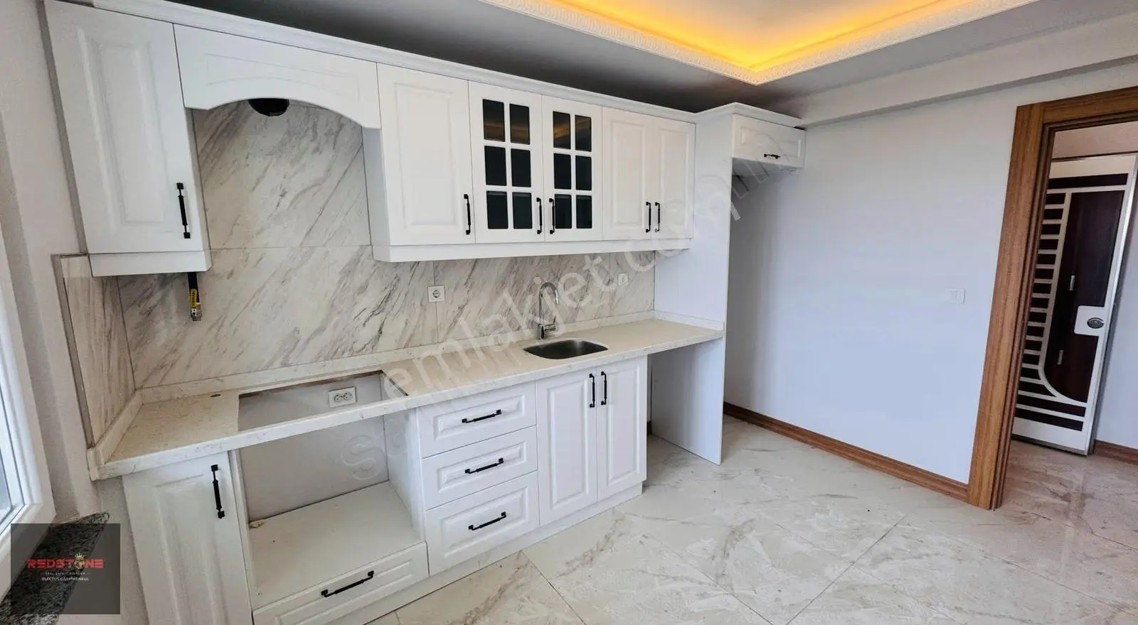 Redstone'dan Hürriyette Kat Seçenekli 3 Cepheli 2+1 Sıfır Daire - Görsel 22