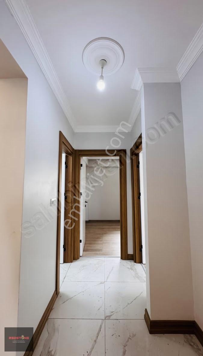 Redstone'dan Hürriyette Kat Seçenekli 3 Cepheli 2+1 Sıfır Daire - Görsel 11