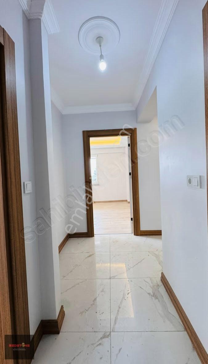 Redstone'dan Hürriyette Kat Seçenekli 3 Cepheli 2+1 Sıfır Daire - Görsel 9