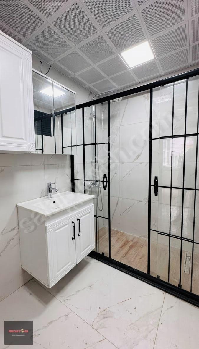 Redstone'dan Hürriyette Kat Seçenekli 3 Cepheli 2+1 Sıfır Daire - Görsel 4