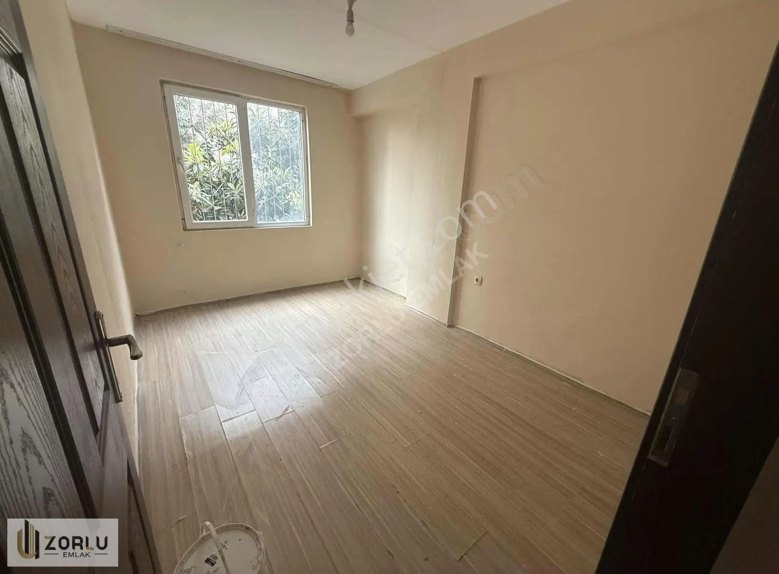 Kanal Mh. Tramvaya Yürüme Mesafesinde 2+1 Yüksek Giriş Kiralık - Görsel 2