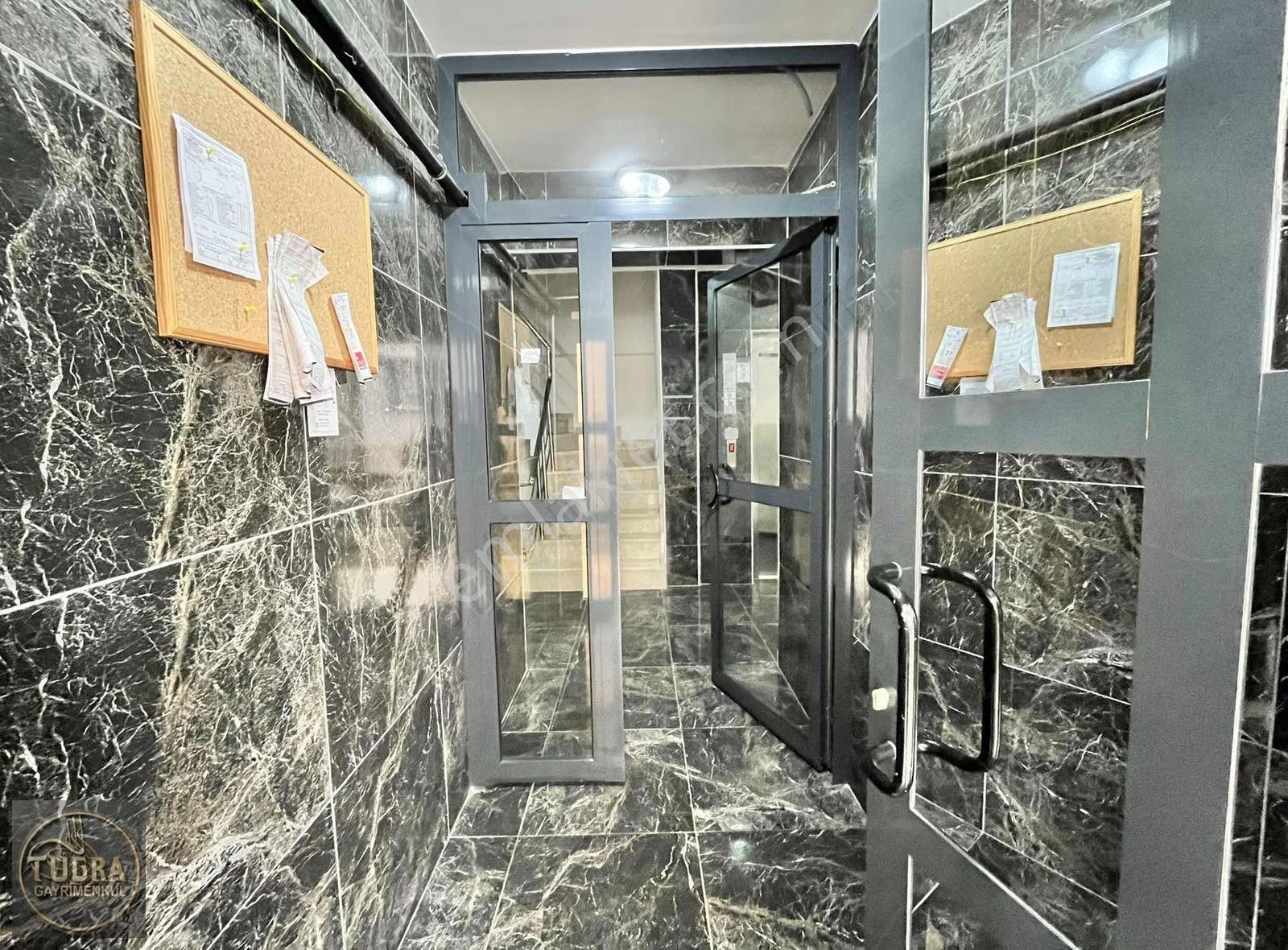 Çobençeşme'de Eşyalı 7 Yaşında 1+1 Ayrı Mutfak Satılık Daire - Görsel 26