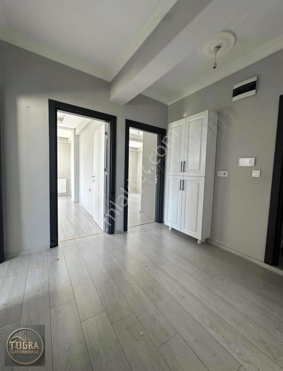 Tuğra Dan Hatipte 2+1 Ebeveyn Banyolu Ara Kat Kiralık Daire - Görsel 7