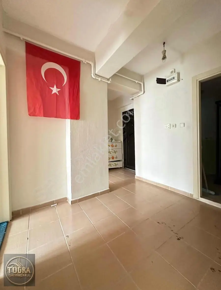Tuğra'dan Atatürk Bulvarı Yakını 2+1 Arakat Asansörlü Satılık - Görsel 2