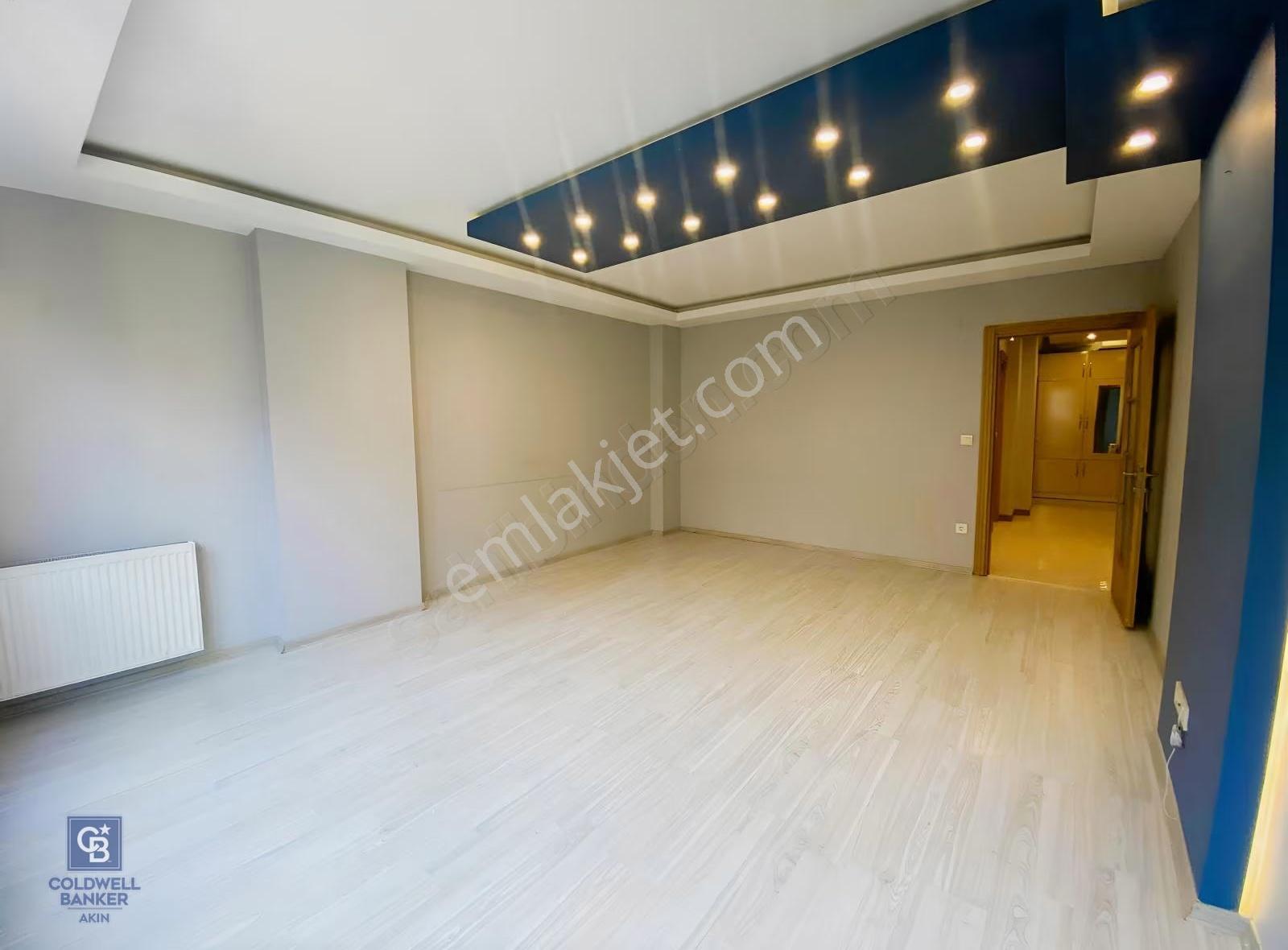 Yenidoğan Merkez Caddede 3+1 Arakat E. Banyolu Kiralık - Görsel 4