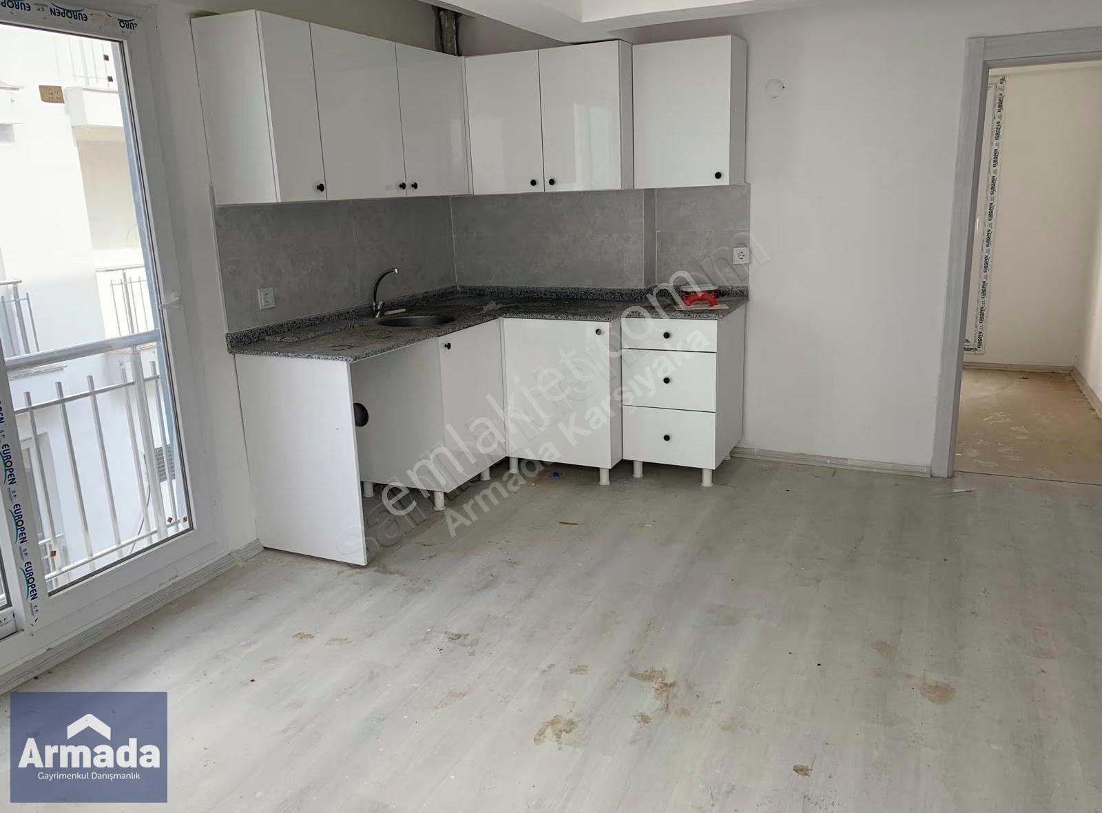 Yenifoça Narezenevleri Bölgesinde Merkeze Yakın Sıfır 1+1 Daire - Görsel 9