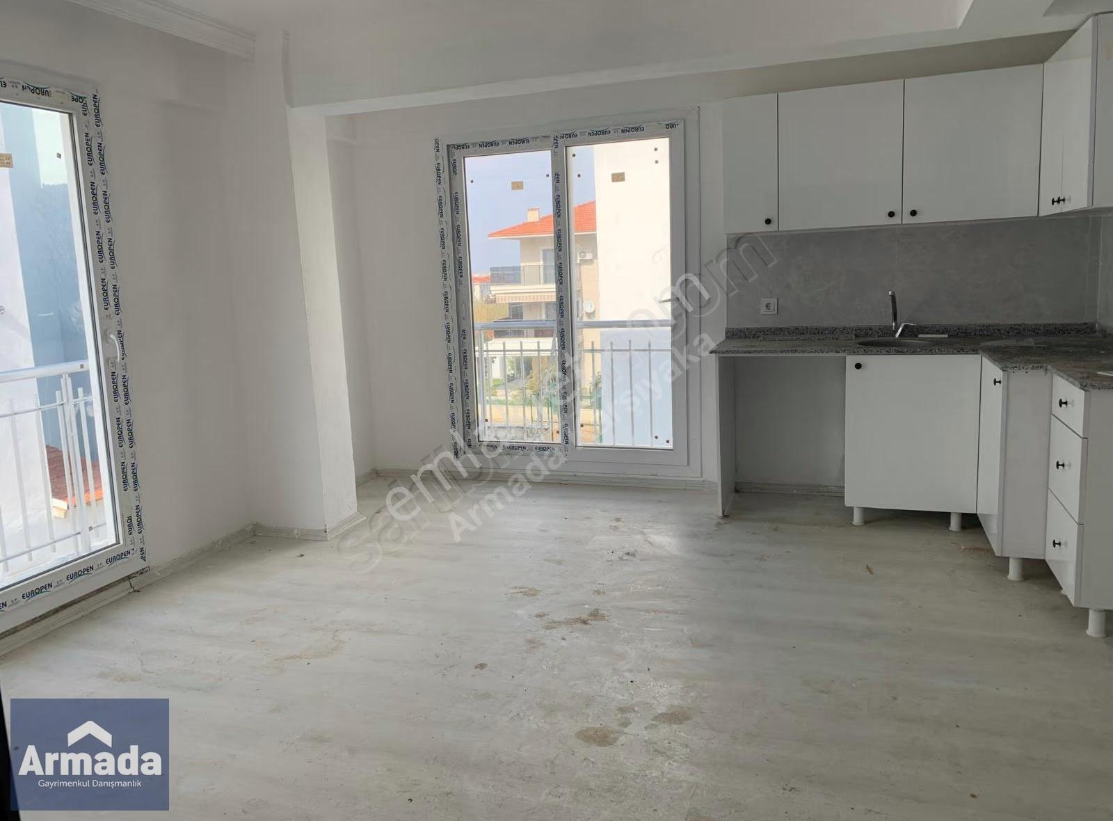 Yenifoça Narezenevleri Bölgesinde Merkeze Yakın Sıfır 1+1 Daire - Görsel 4