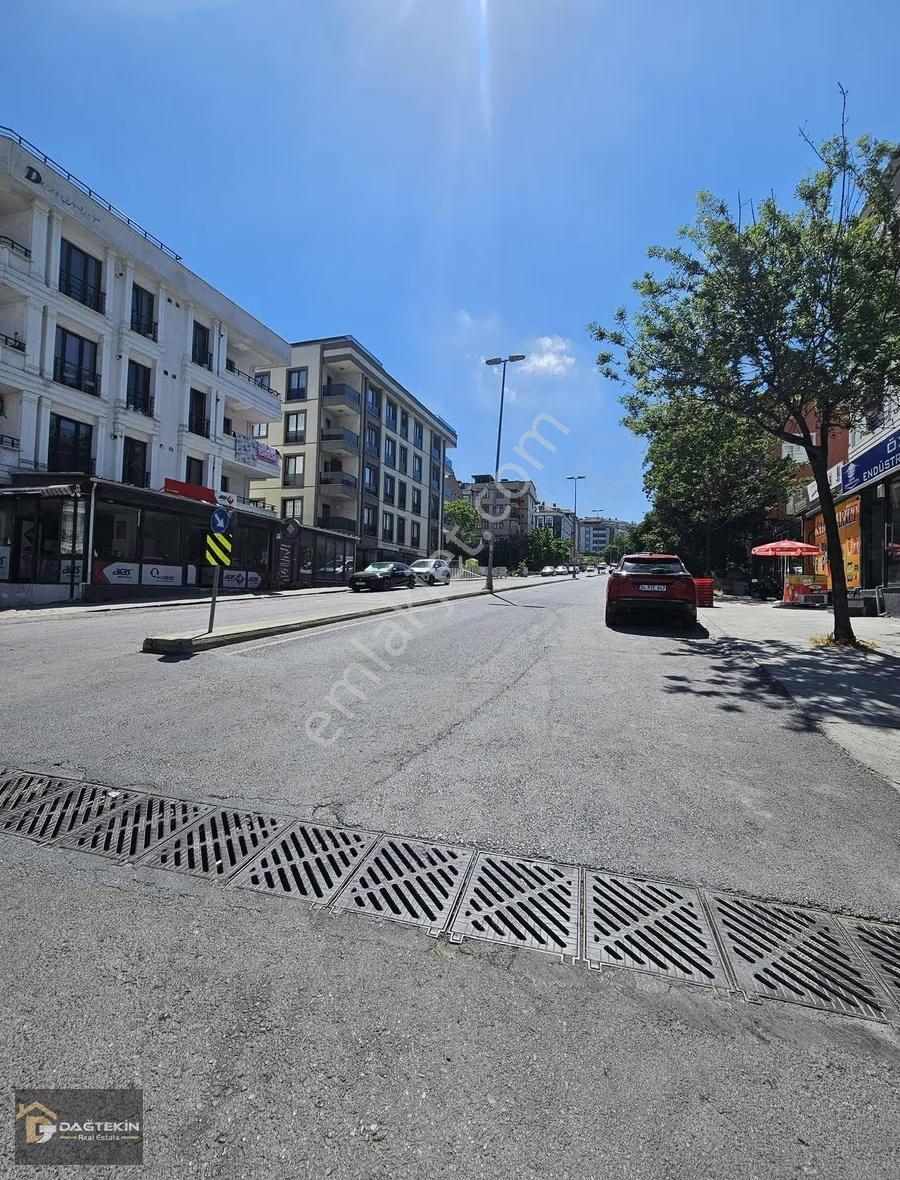Beylikdüzü Yakupluda Kiralık Depolu Dükkan - Görsel 4
