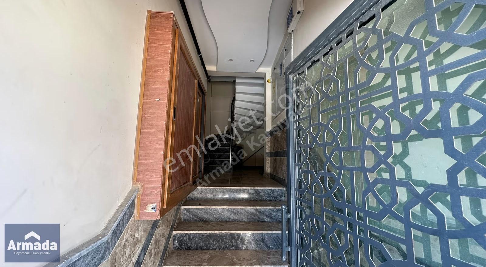 Katip Çelebi Üni. Yakınında Eşyalı Bahçeli 1+1 Kiralık Daire - Görsel 3
