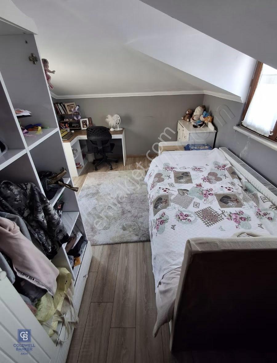 Yenidoğan Mahallesinde Ferah Geniş Satılık Üst Dubleks Daire - Görsel 2