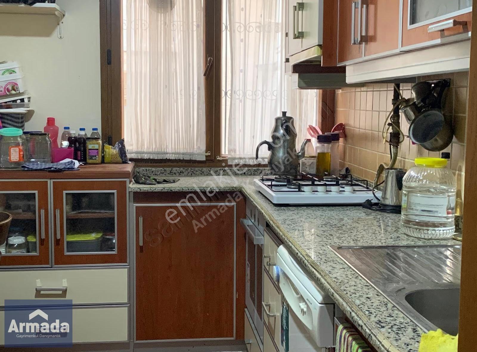 Atakent Yalı Mahallesinde Sahil Yakını Satılık 2+1 Daire - Görsel 2