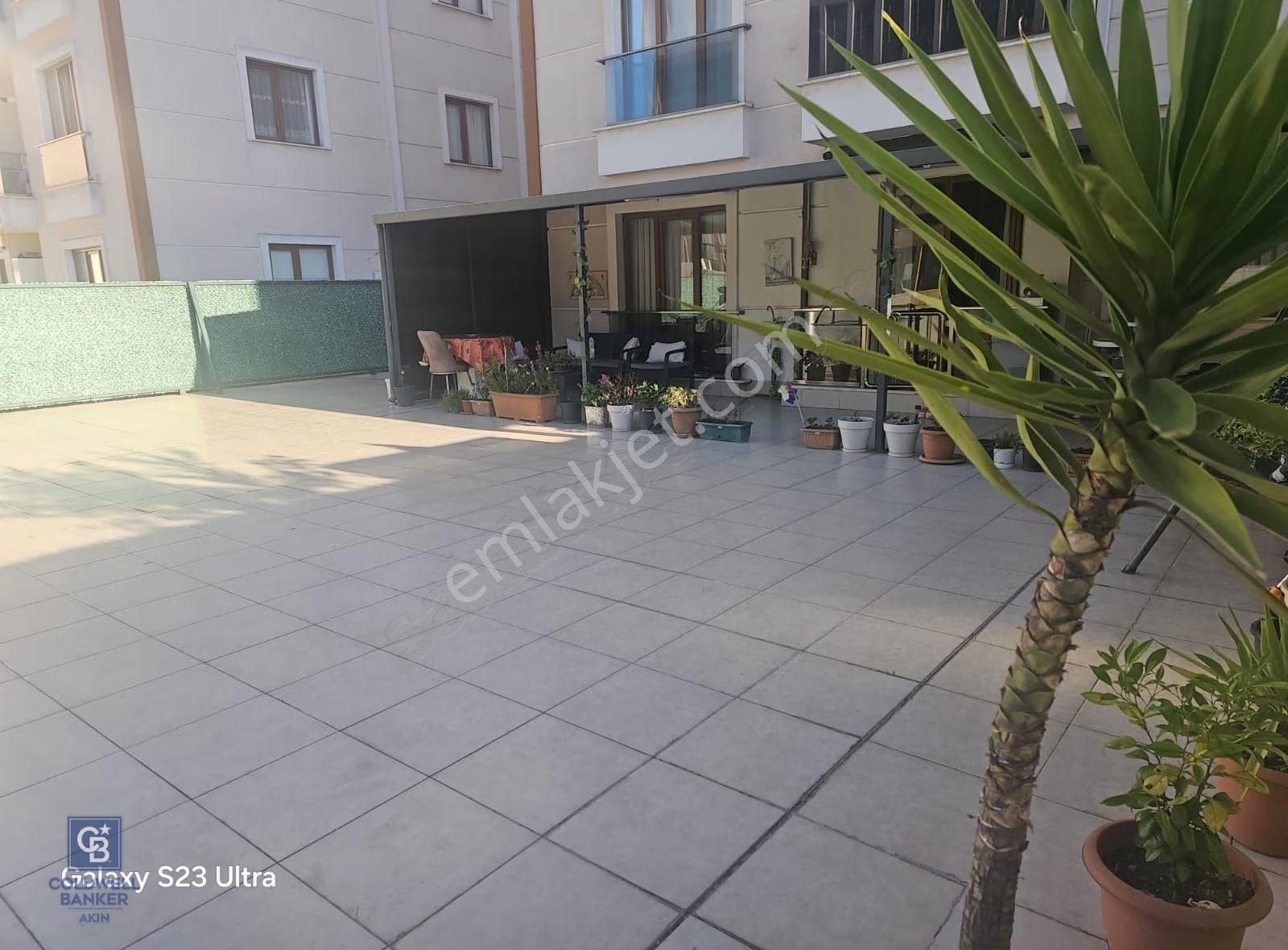 Cadde Üzerinde Teraslı Satılık Daire - Görsel 20