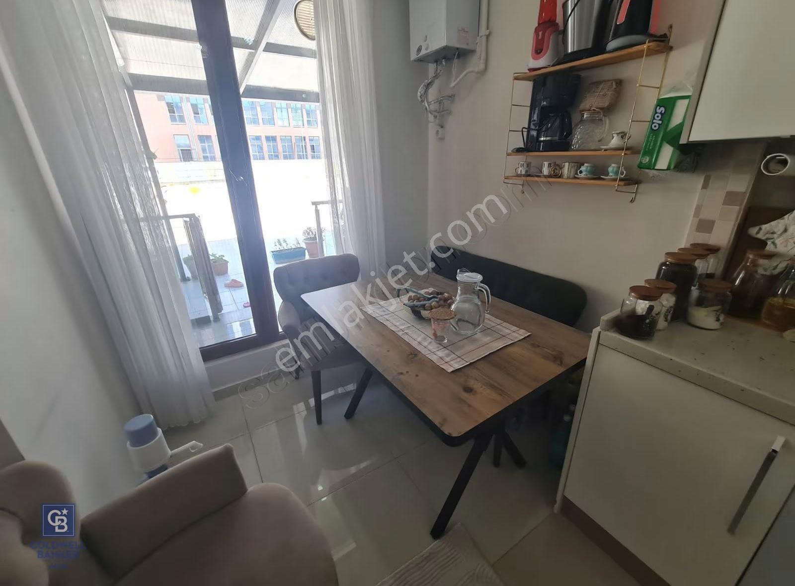 Cadde Üzerinde Teraslı Satılık Daire - Görsel 31