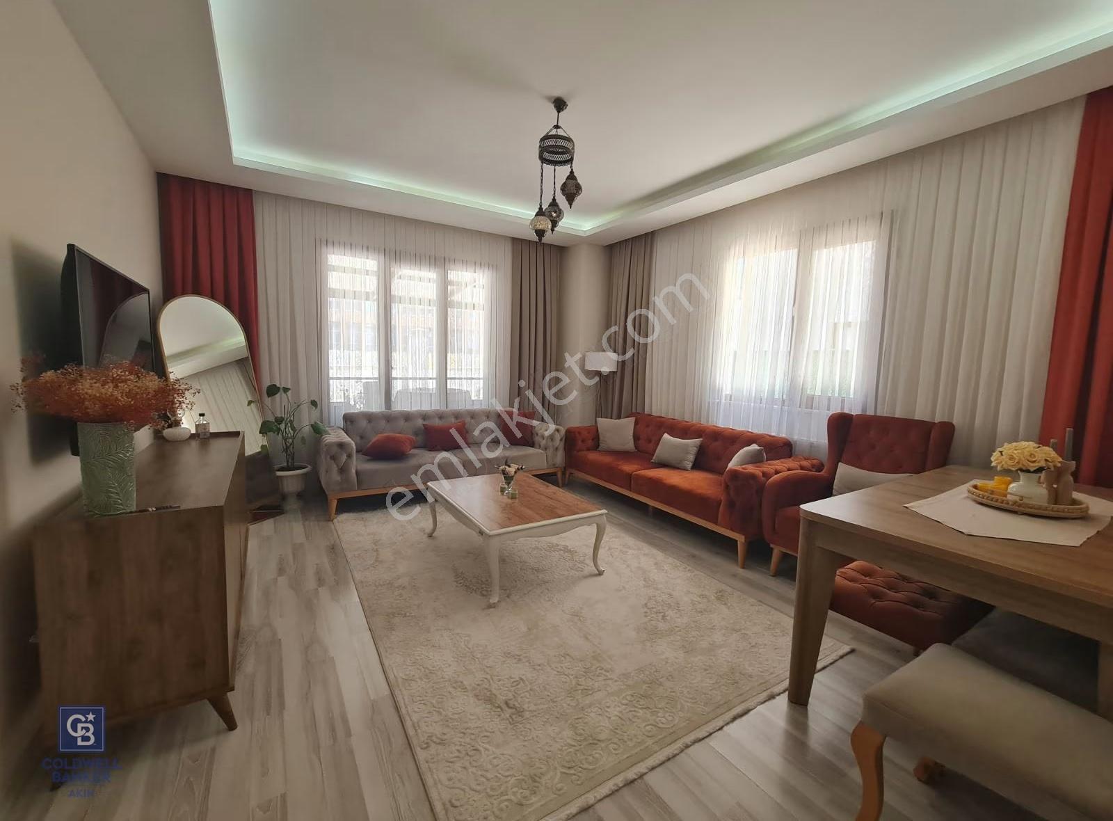 Cadde Üzerinde Teraslı Satılık Daire - Görsel 29
