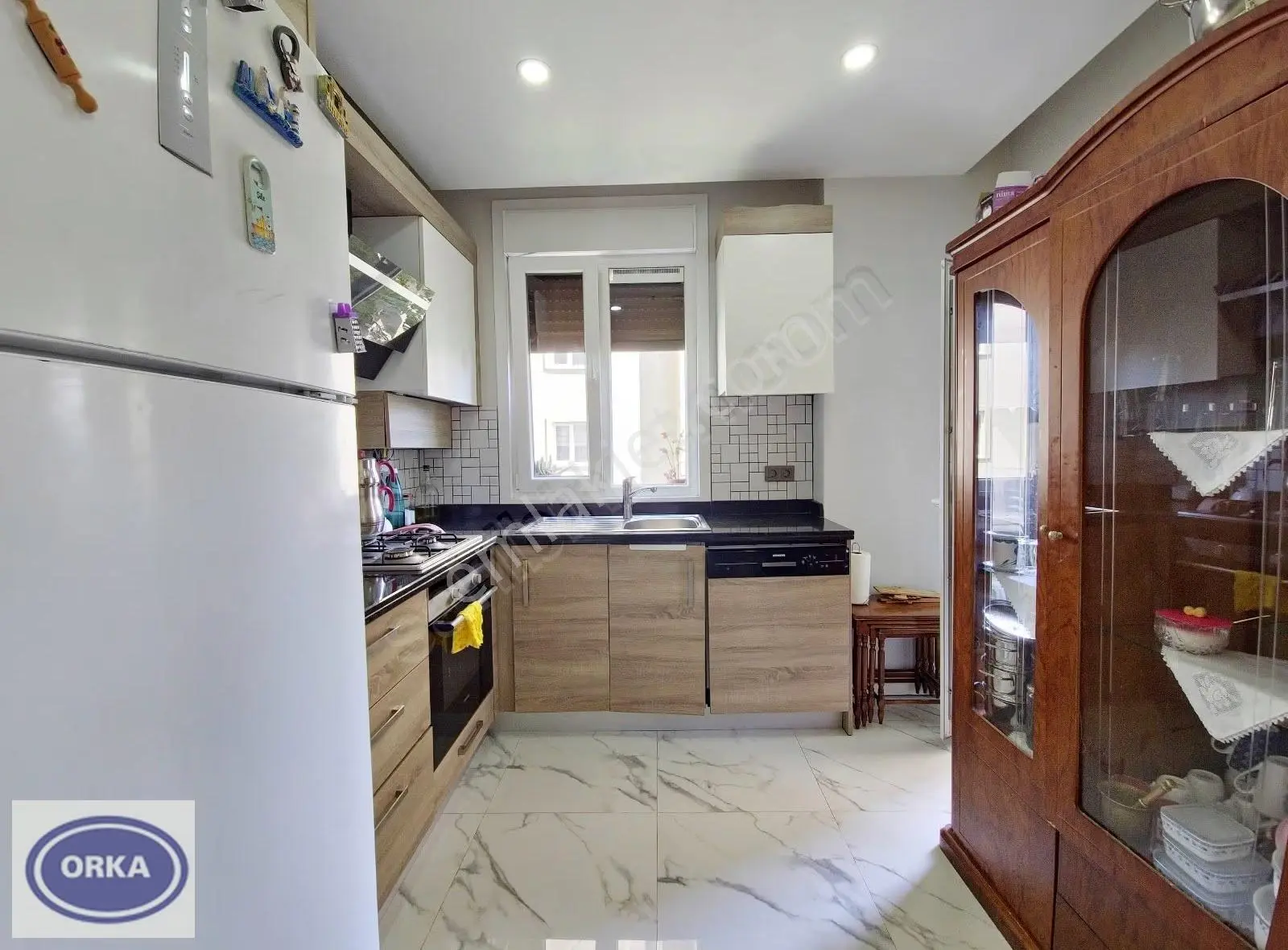 Suadiye Ayşekadın'da Havuzlu, 100 M²net3+1 Daire - Görsel 2