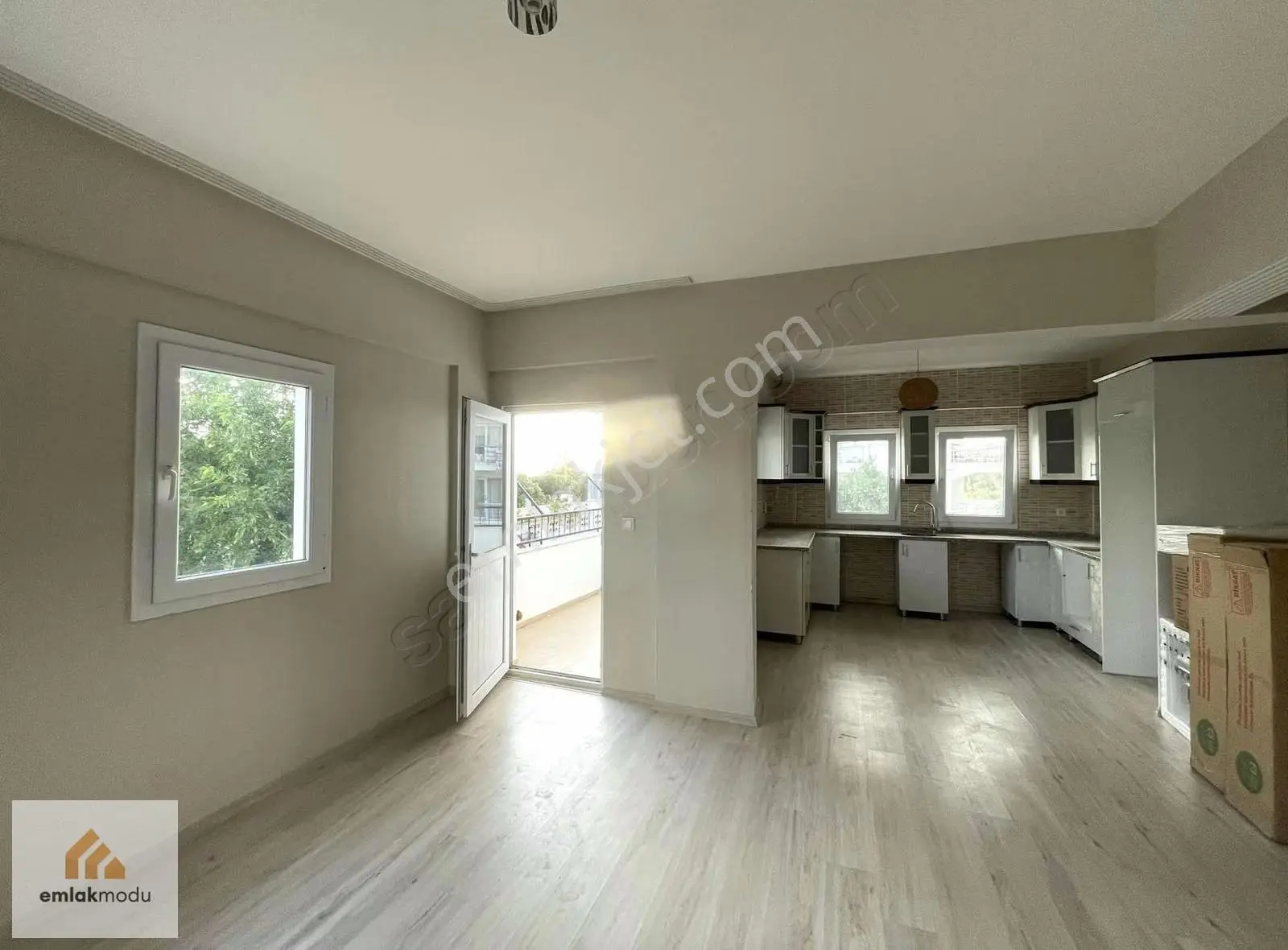 Fethiyede Kısmi Eşyalı Giriş Kat Bahçeli Kiralık Daire - Görsel 3