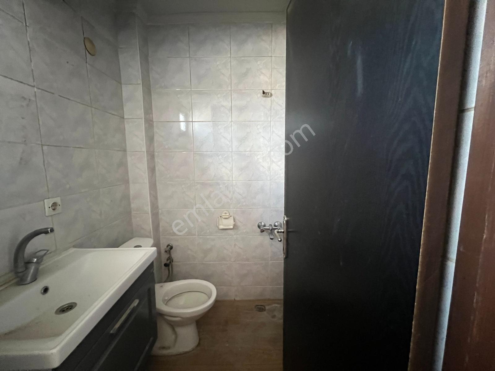 Hitay Plaza'da Çift Daire Toplam 200 M2 Satılık Ofis - Görsel 19