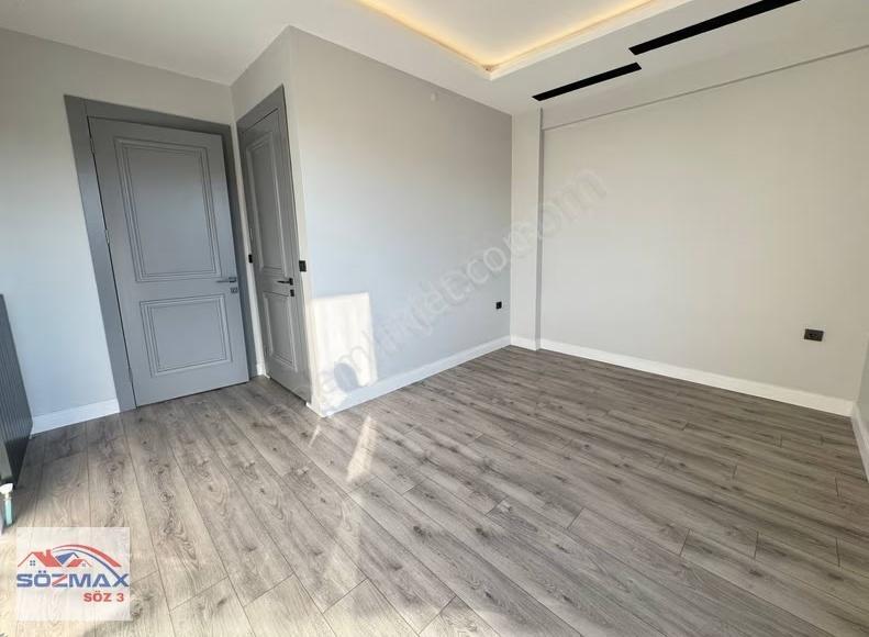 Çay Bağlarında Harika Konumlu Sıfır Kiralık 4.5+1 Villa - Görsel 9