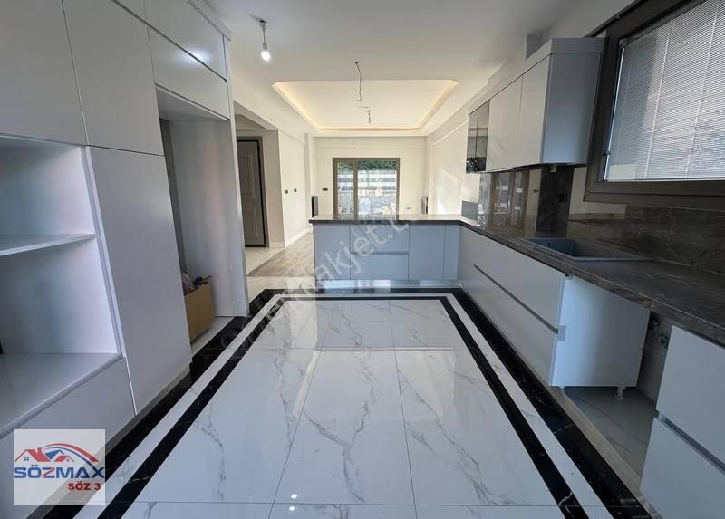 Çay Bağlarında Harika Konumlu Sıfır Kiralık 4.5+1 Villa - Görsel 14