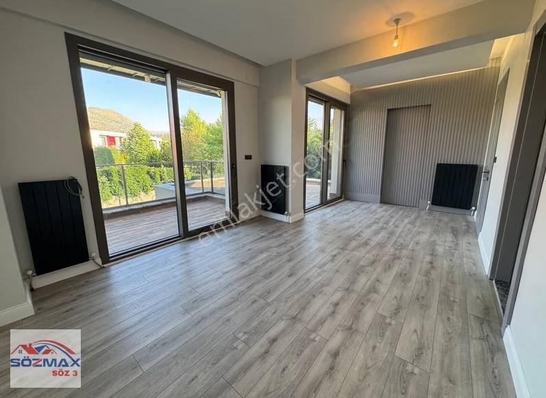Çay Bağlarında Harika Konumlu Sıfır Kiralık 4.5+1 Villa - Görsel 25