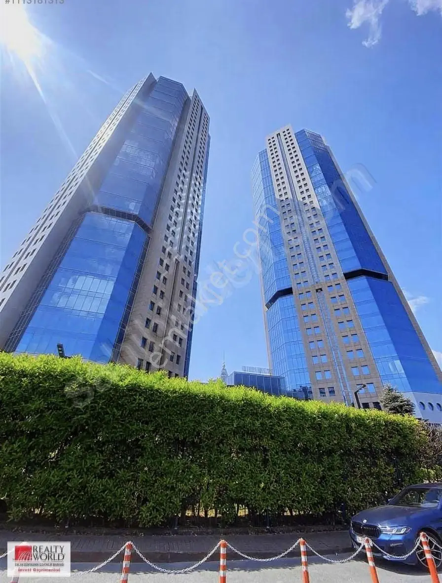 Tekstılkent Koza Plaza'da Full Mobılyalı 352m2 Yüksek Kat Ofis